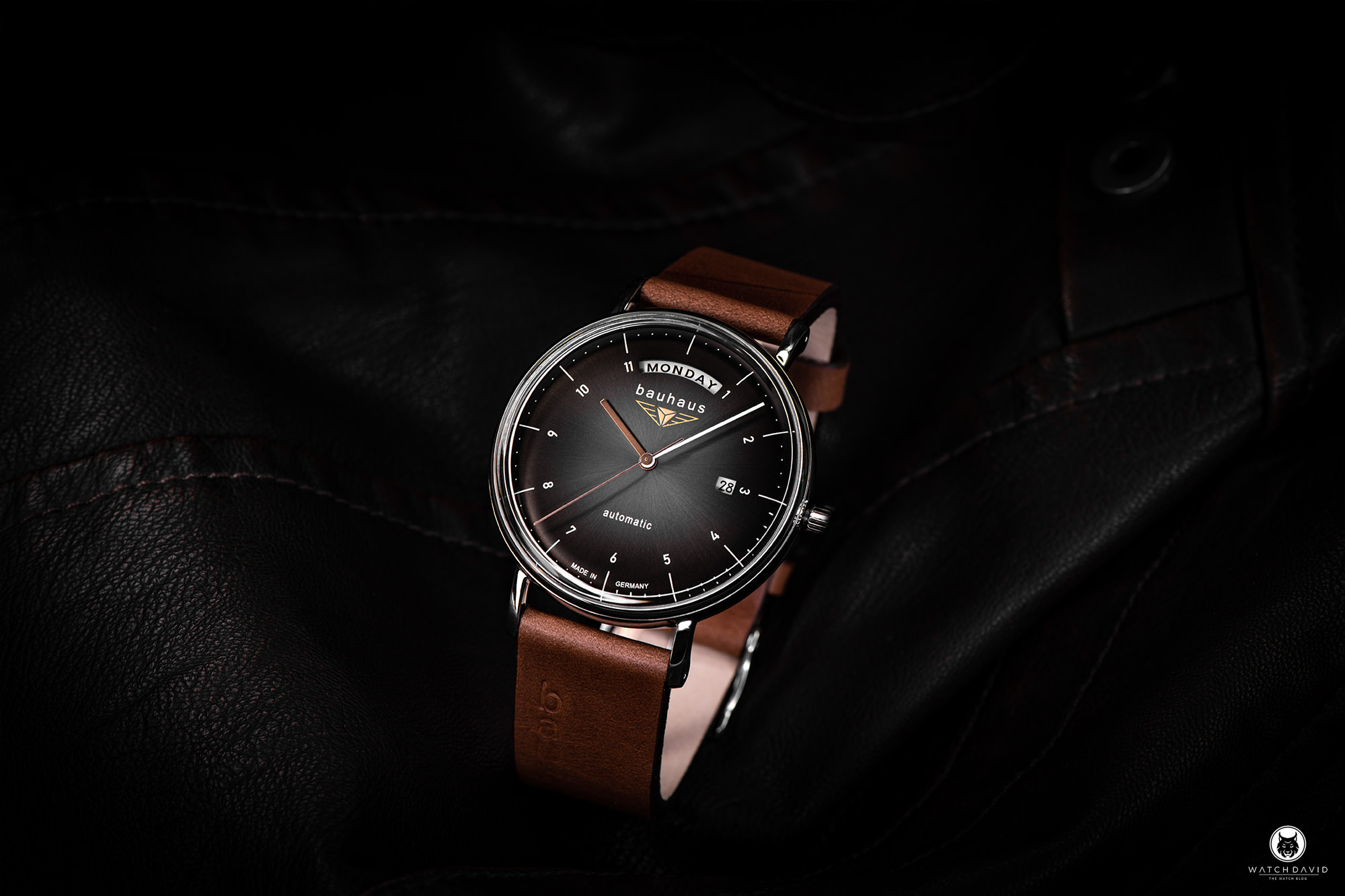Bauhaus Automatic Watch 2162 WATCHDAVID® Review –