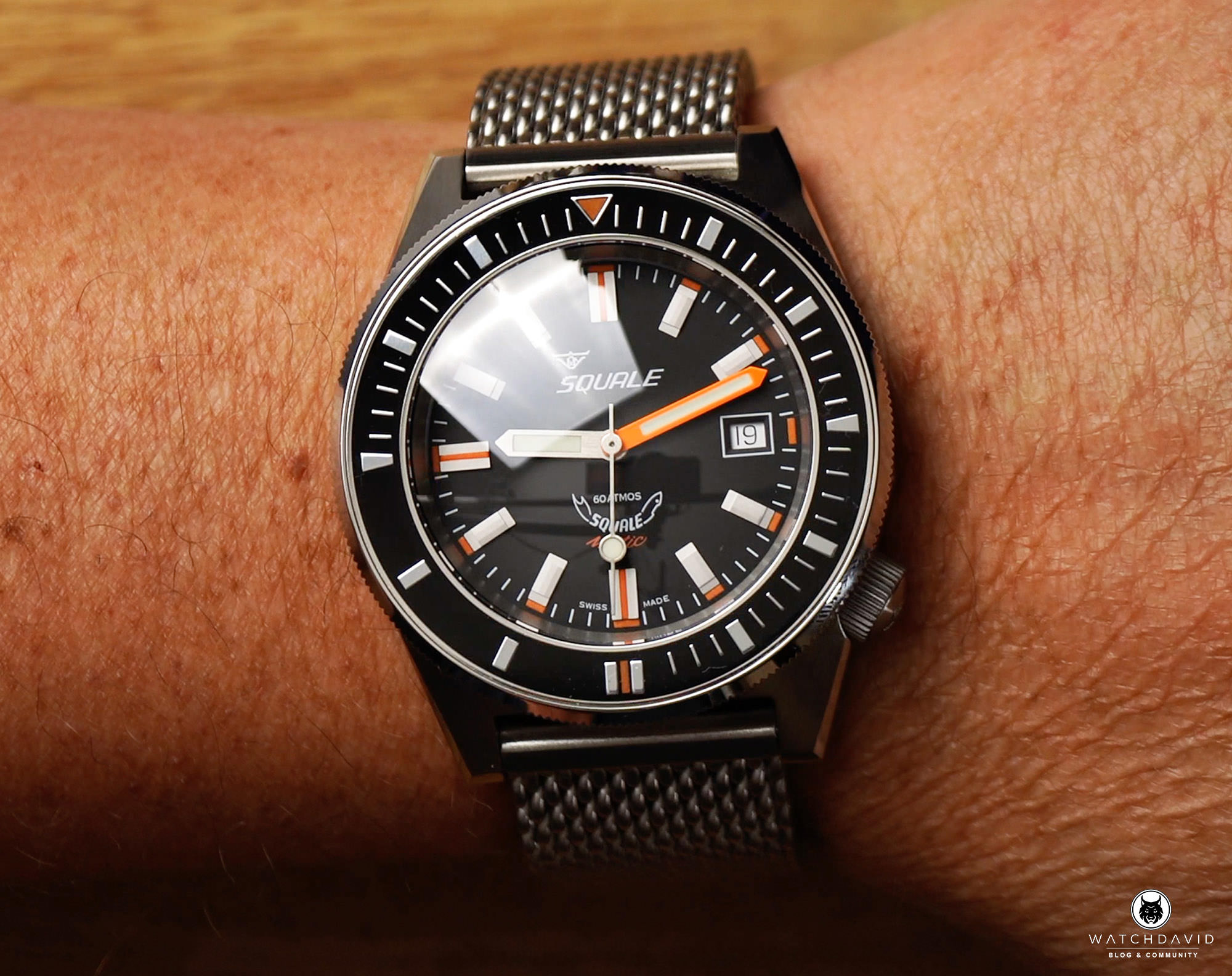 Taucheruhr im Test: Squale Matic Satin Black Mesh MATICXSG.ME2